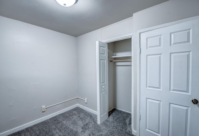 4415 W 21st Avenue, Gary, IN 46404