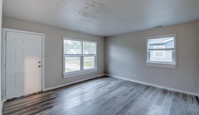 4415 W 21st Avenue, Gary, IN 46404