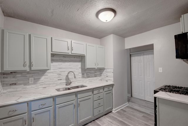 4415 W 21st Avenue, Gary, IN 46404