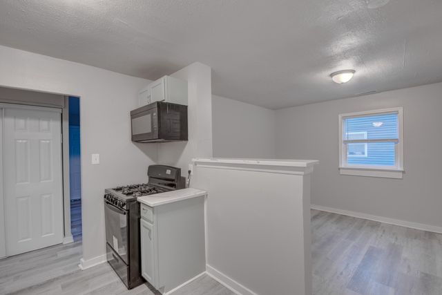 4415 W 21st Avenue, Gary, IN 46404