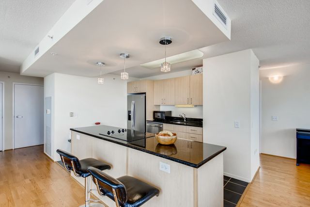 800 ELGIN Road 1421, Evanston, IL 60201