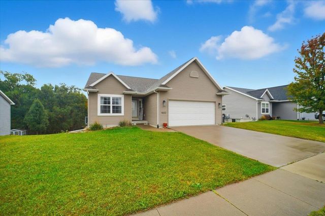 4652 Loren Drive, Cedar Falls, IA 50613