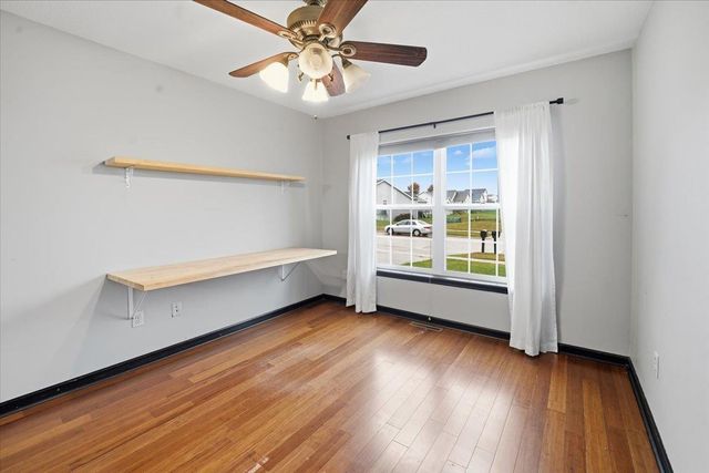 4652 Loren Drive, Cedar Falls, IA 50613