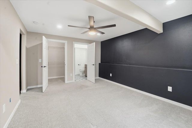 4652 Loren Drive, Cedar Falls, IA 50613