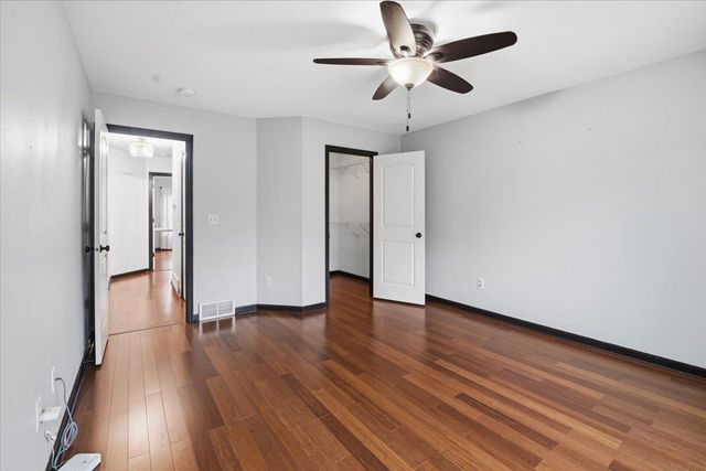 4652 Loren Drive, Cedar Falls, IA 50613