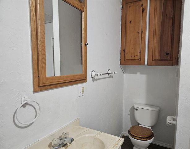 1112 Jet Drive, Midwest City, OK 73110