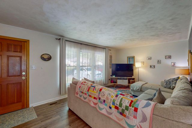 355 Mohawk Drive NW, Cleveland, TN 37312