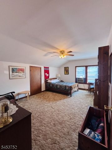 409 E 25Th St, Paterson City, NJ 07514