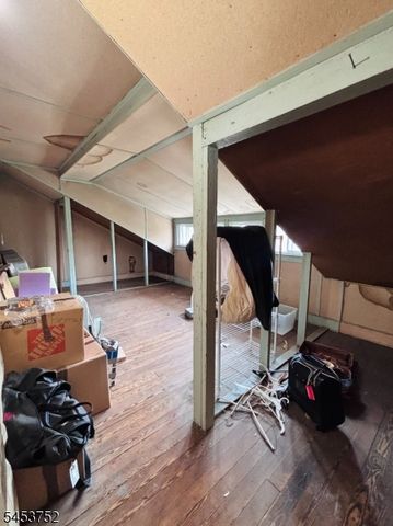 409 E 25Th St, Paterson City, NJ 07514