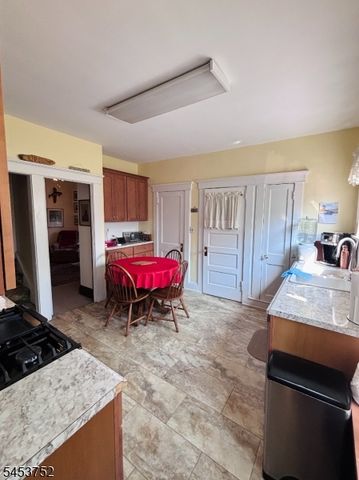 409 E 25Th St, Paterson City, NJ 07514
