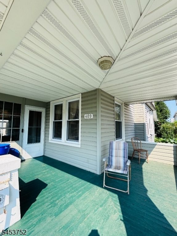 409 E 25Th St, Paterson City, NJ 07514 — photo 4