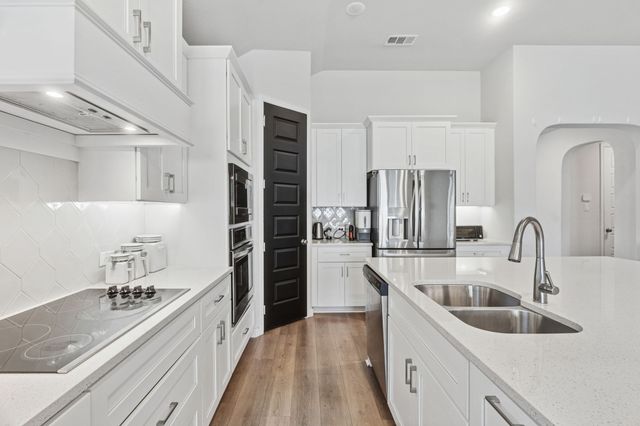 2015 Pacific Avenue, Anna, TX 75409