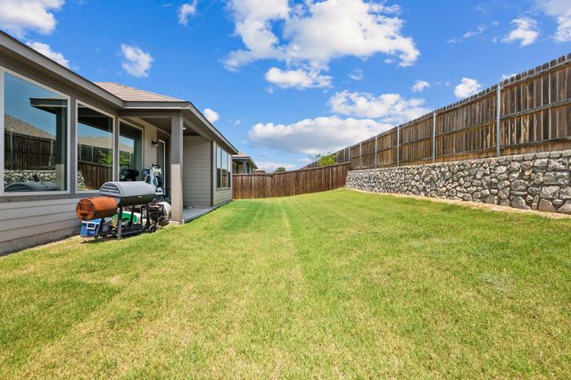 2015 Pacific Avenue, Anna, TX 75409