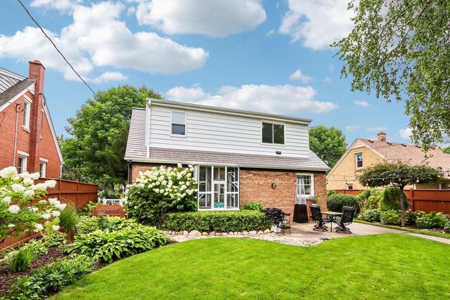 N81W6771 Fair STREET, Cedarburg, WI 53012