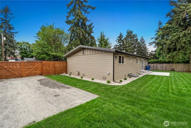 5615 S 305th Street, Auburn, WA 98001