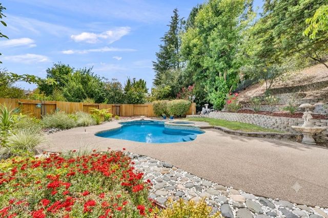 4614 Odessa Ct, Rocklin, CA 95677