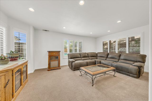 4614 Odessa Ct, Rocklin, CA 95677