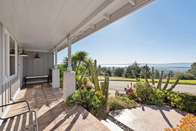 298 STANTONVILLE DRIVE, Oakland, CA 94619