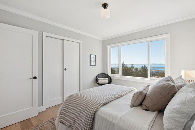 298 STANTONVILLE DRIVE, Oakland, CA 94619