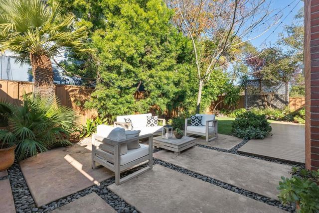 298 STANTONVILLE DRIVE, Oakland, CA 94619