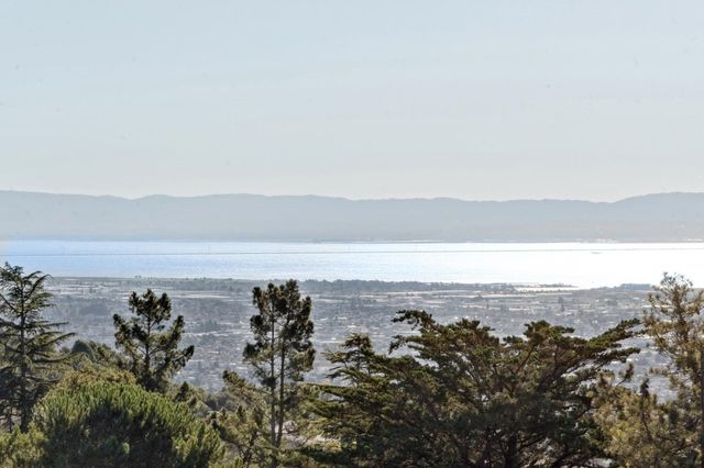 298 STANTONVILLE DRIVE, Oakland, CA 94619