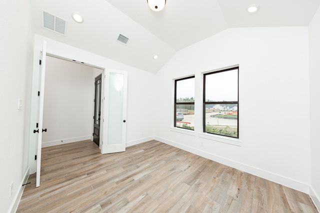 41406 Threadgill Way, Montgomery, TX 77316