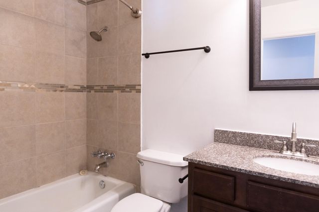 30 Hancock Lane, Pensacola, FL 32503