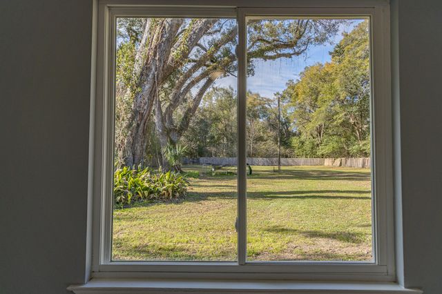 30 Hancock Lane, Pensacola, FL 32503