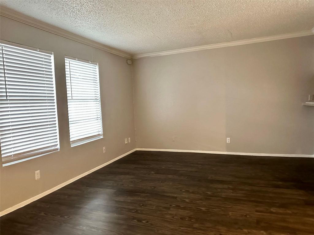 5426 Menchaca RD 205, Austin, TX 78745