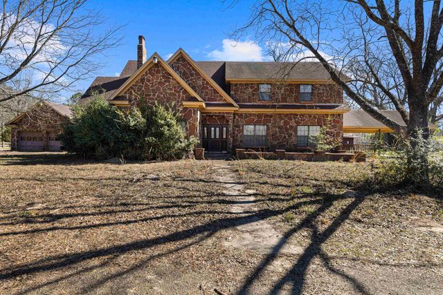 1231 Brown Rd, Longview, TX 75605