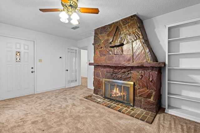 1231 Brown Rd, Longview, TX 75605