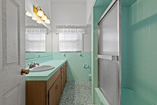 1231 Brown Rd, Longview, TX 75605