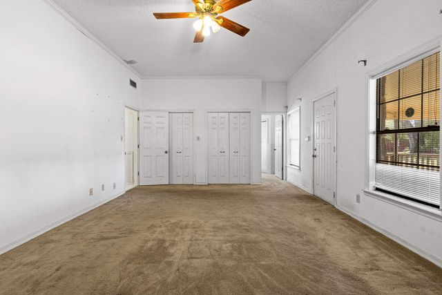 1231 Brown Rd, Longview, TX 75605