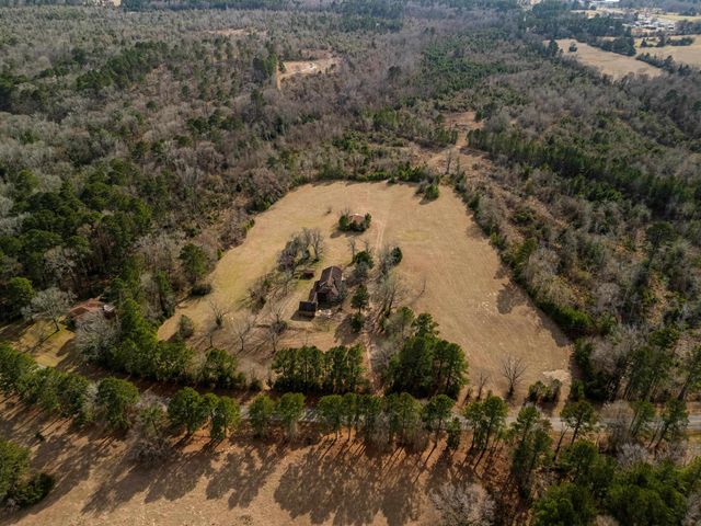 1231 Brown Rd, Longview, TX 75605