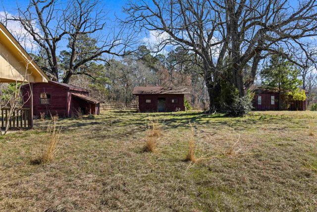 1231 Brown Rd, Longview, TX 75605