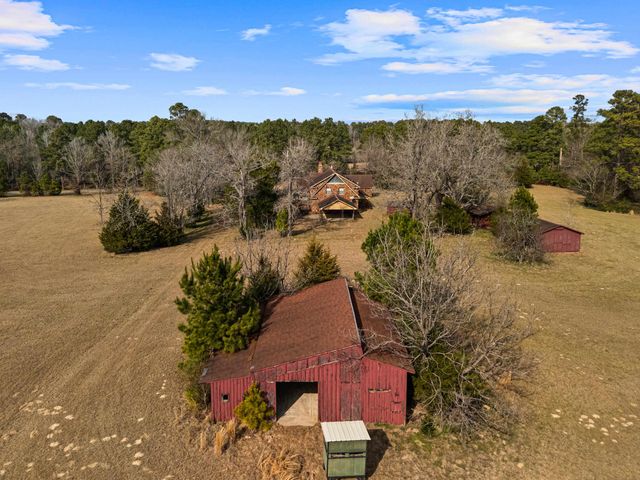 1231 Brown Rd, Longview, TX 75605