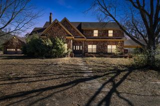 1231 Brown Rd, Longview, TX 75605