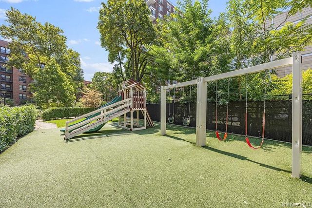 8710 51st Avenue 1N, Elmhurst, NY 11373