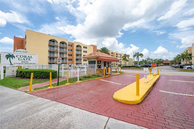 6980 NW 186th St 3-128A, Hialeah, FL 33015