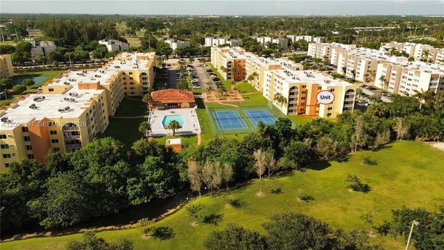 6980 NW 186th St 3-128A, Hialeah, FL 33015