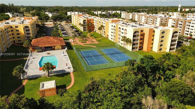 6980 NW 186th St 3-128A, Hialeah, FL 33015