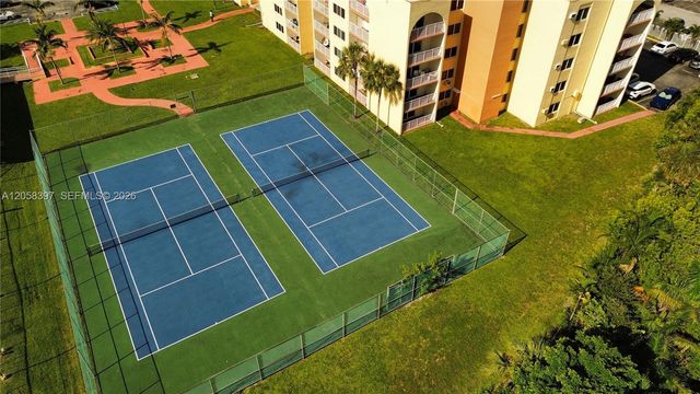 6980 NW 186th St 3-128A, Hialeah, FL 33015