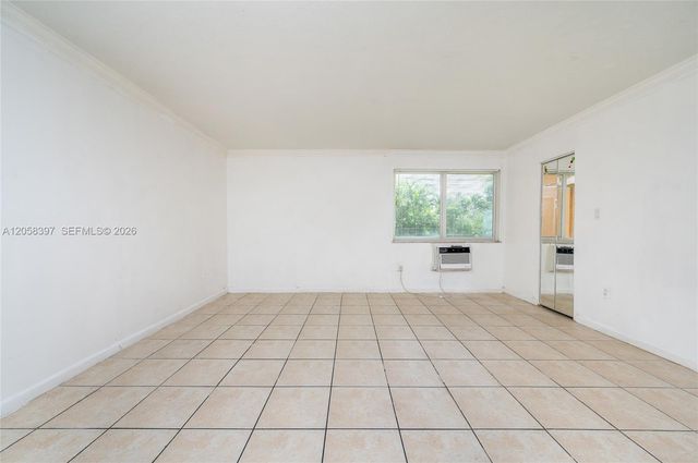 6980 NW 186th St 3-128A, Hialeah, FL 33015