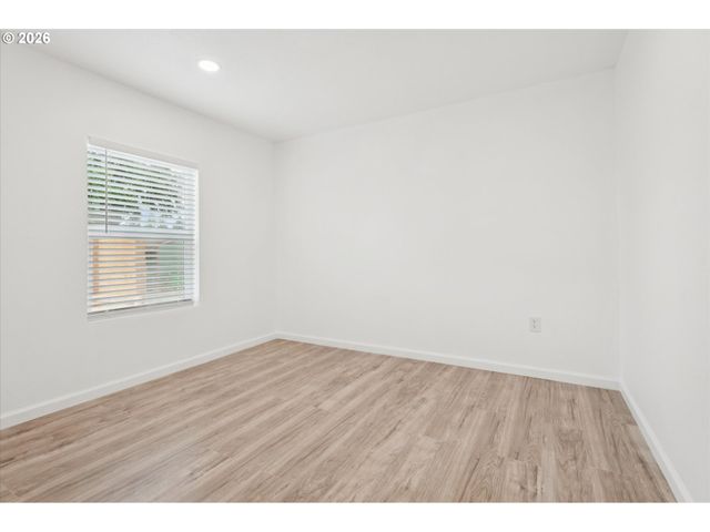 2824 Se 115TH Ave, Portland, OR 97266