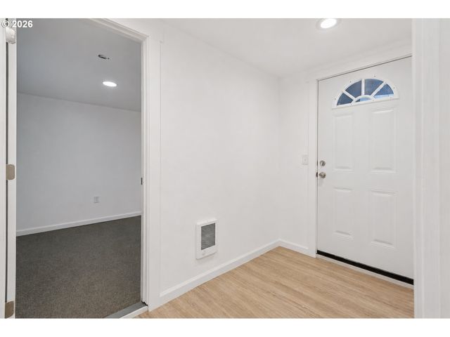 2824 Se 115TH Ave, Portland, OR 97266