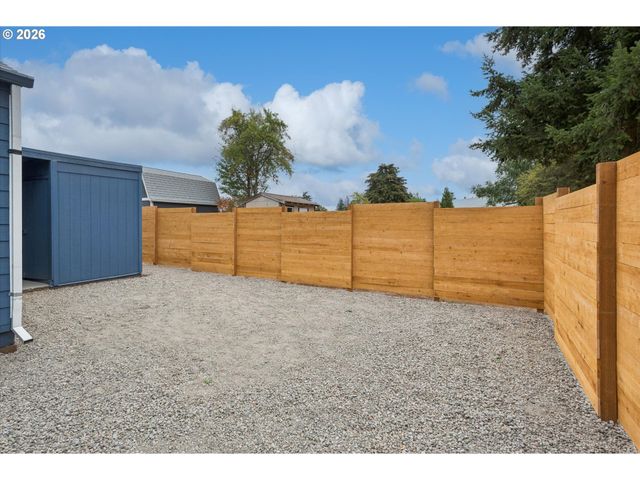 2824 Se 115TH Ave, Portland, OR 97266