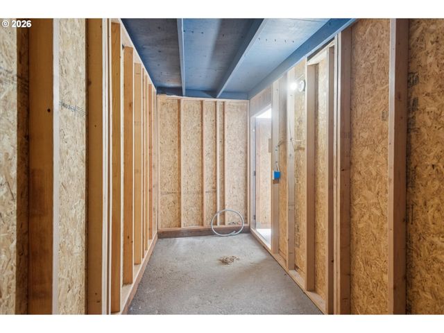 2824 Se 115TH Ave, Portland, OR 97266