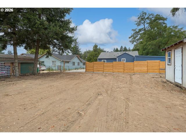 2824 Se 115TH Ave, Portland, OR 97266