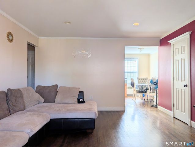 63 Mencel Circle C, Bridgeport, CT 06610
