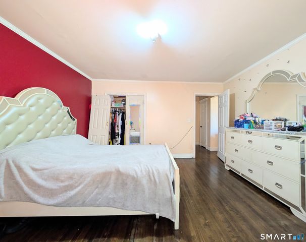 63 Mencel Circle C, Bridgeport, CT 06610